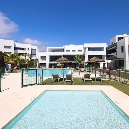3 Bedroom Penthouse Vanian Gardens - * Estepona