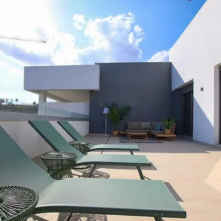 3 Bedroom Penthouse Vanian Gardens -