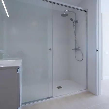 3 Bedroom Penthouse Vanian Gardens - Apartment *