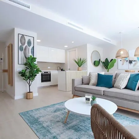 Apartment 3 Bedroom Penthouse Vanian Gardens -