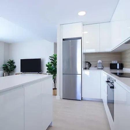 3 Bedroom Penthouse Vanian Gardens - Apartment *