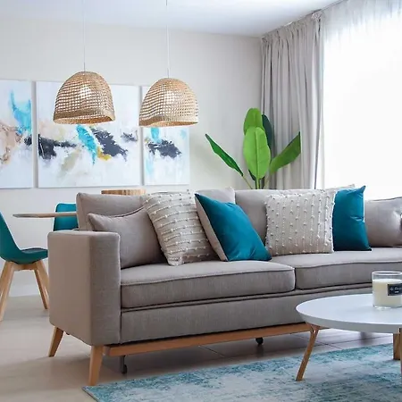 3 Bedroom Penthouse Vanian Gardens - *